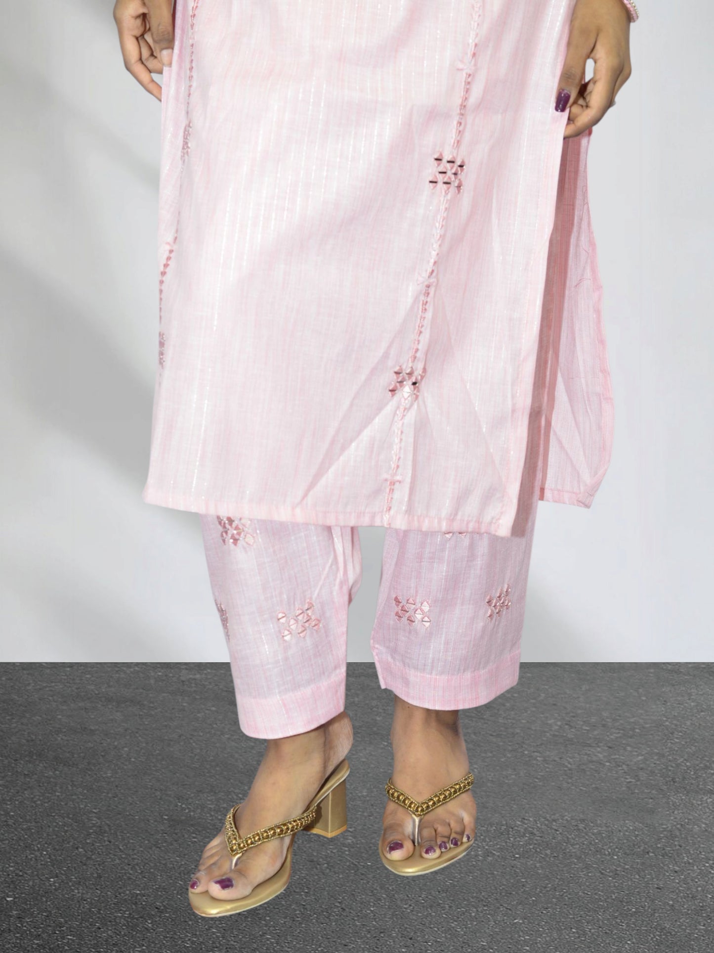 Suhani Soft Pink Kurta Set