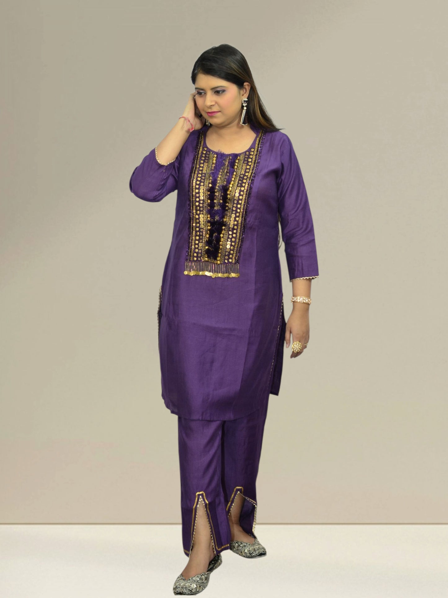 Noor-e-Nazaakat Kurta Set