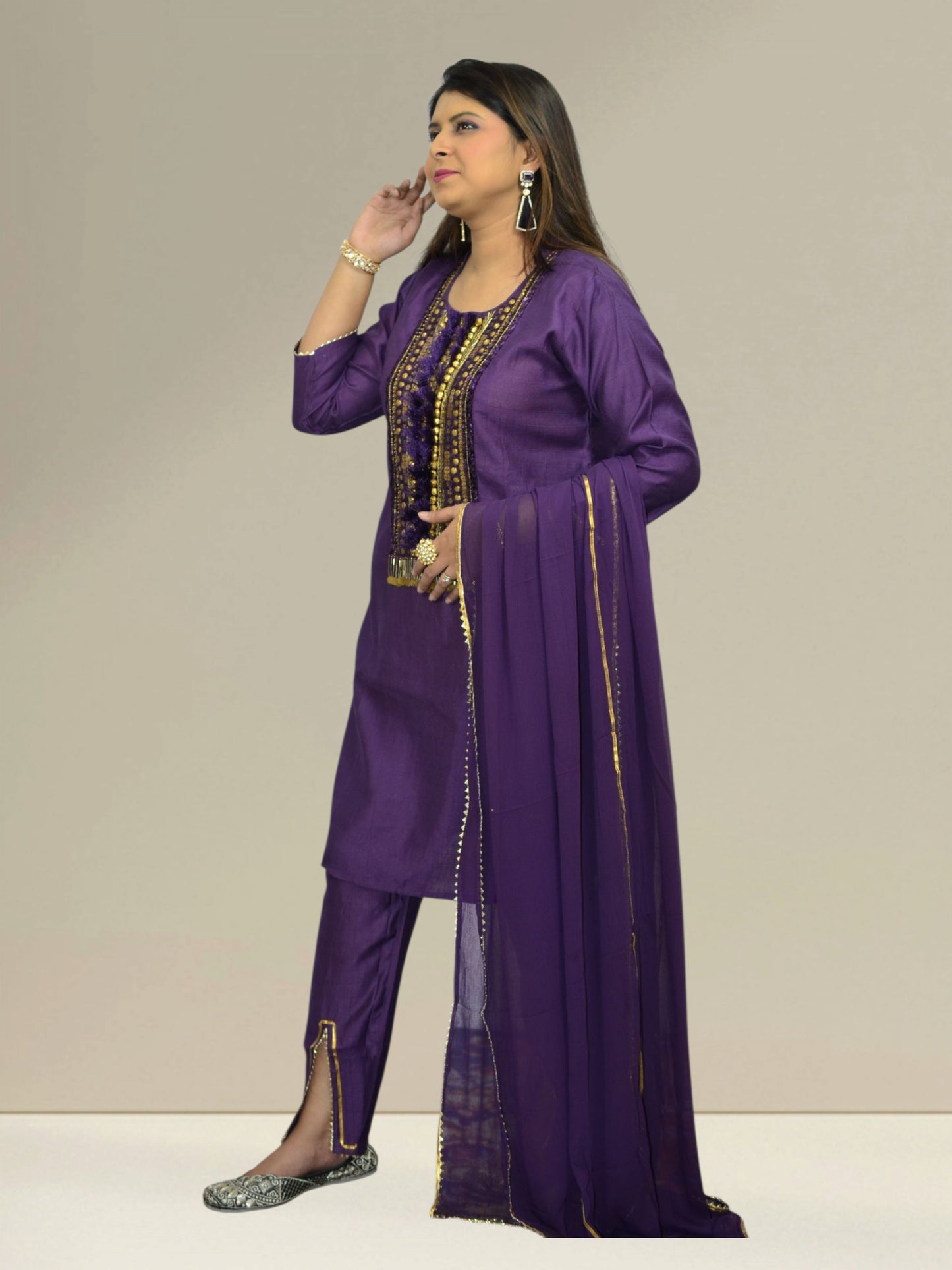 Noor-e-Nazaakat Kurta Set