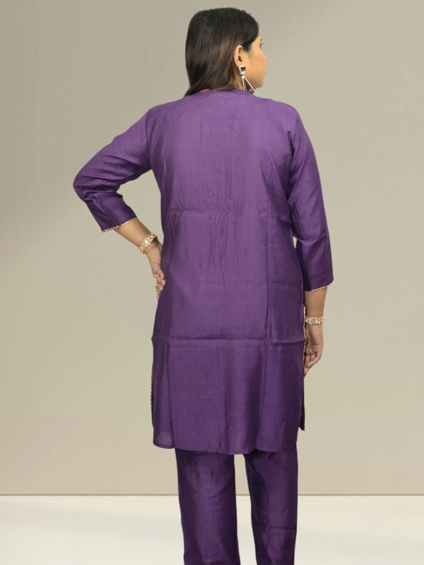 Noor-e-Nazaakat Kurta Set