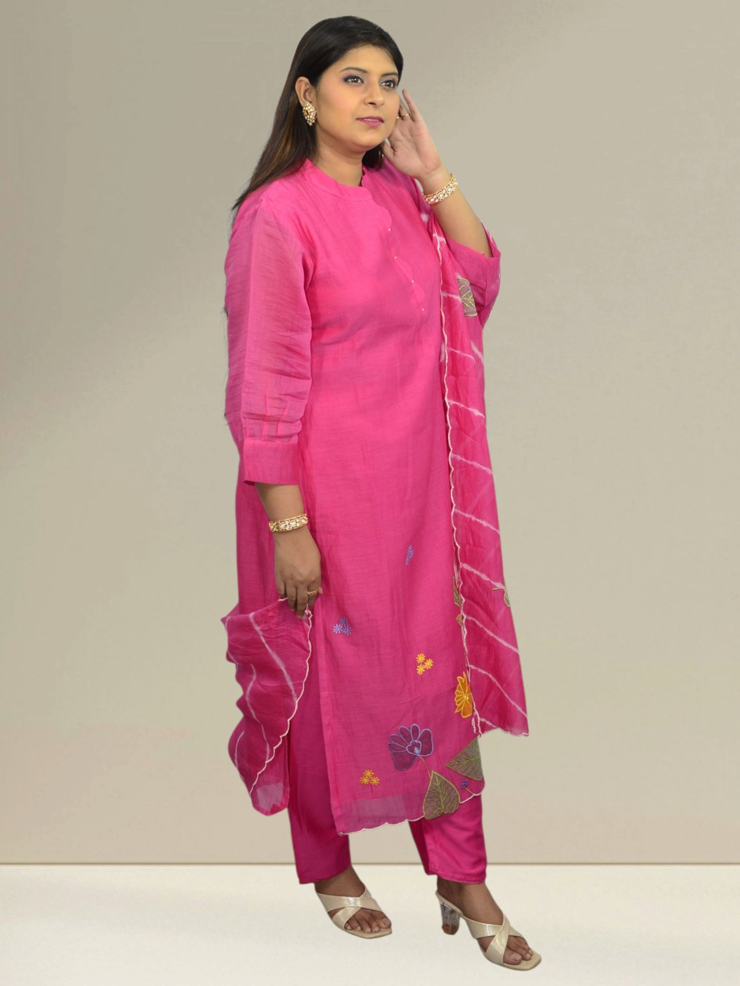 Gulaabo Hand-Embroidered Magenta Set