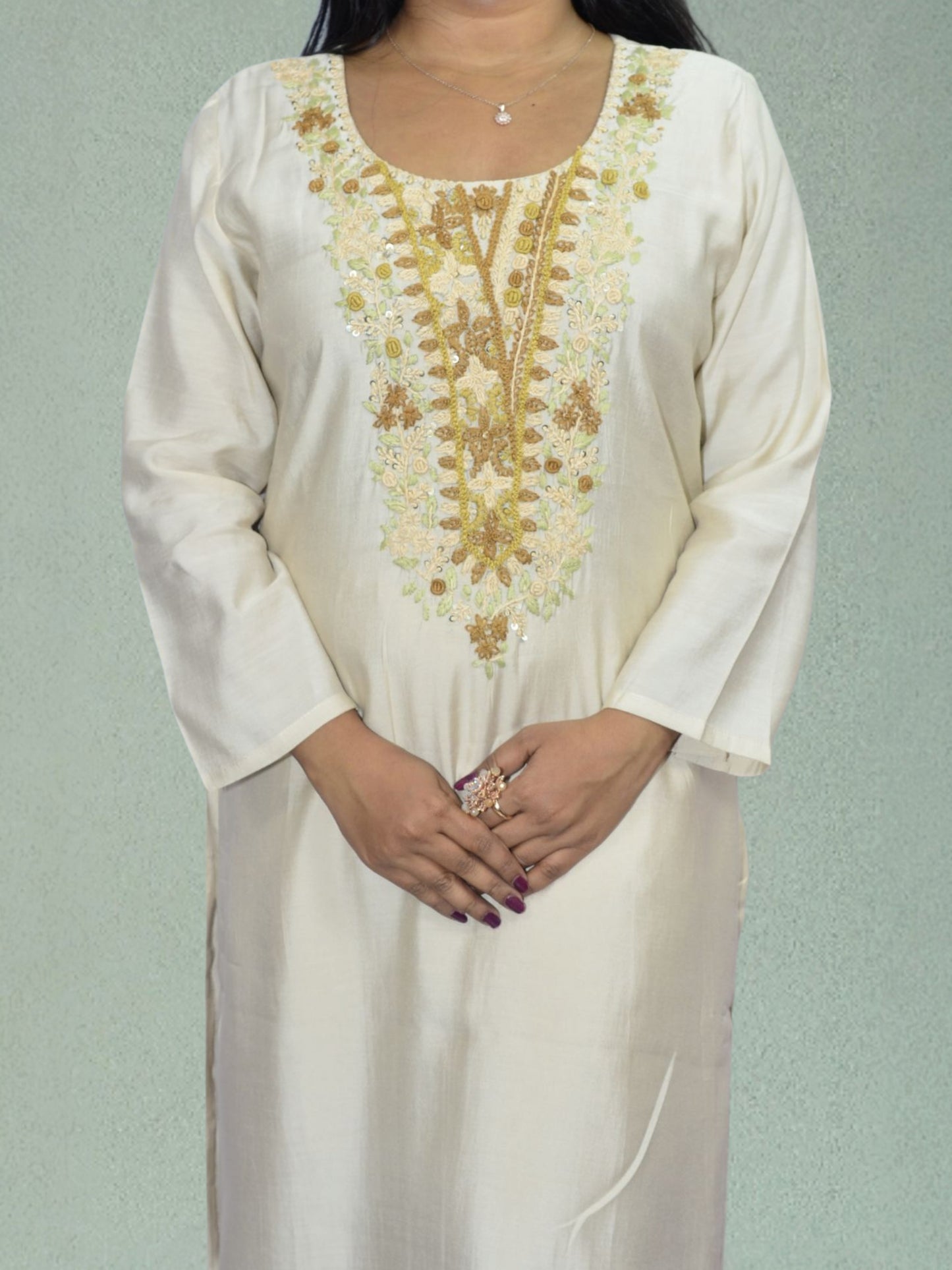 Sunehri Phool Kurta Set