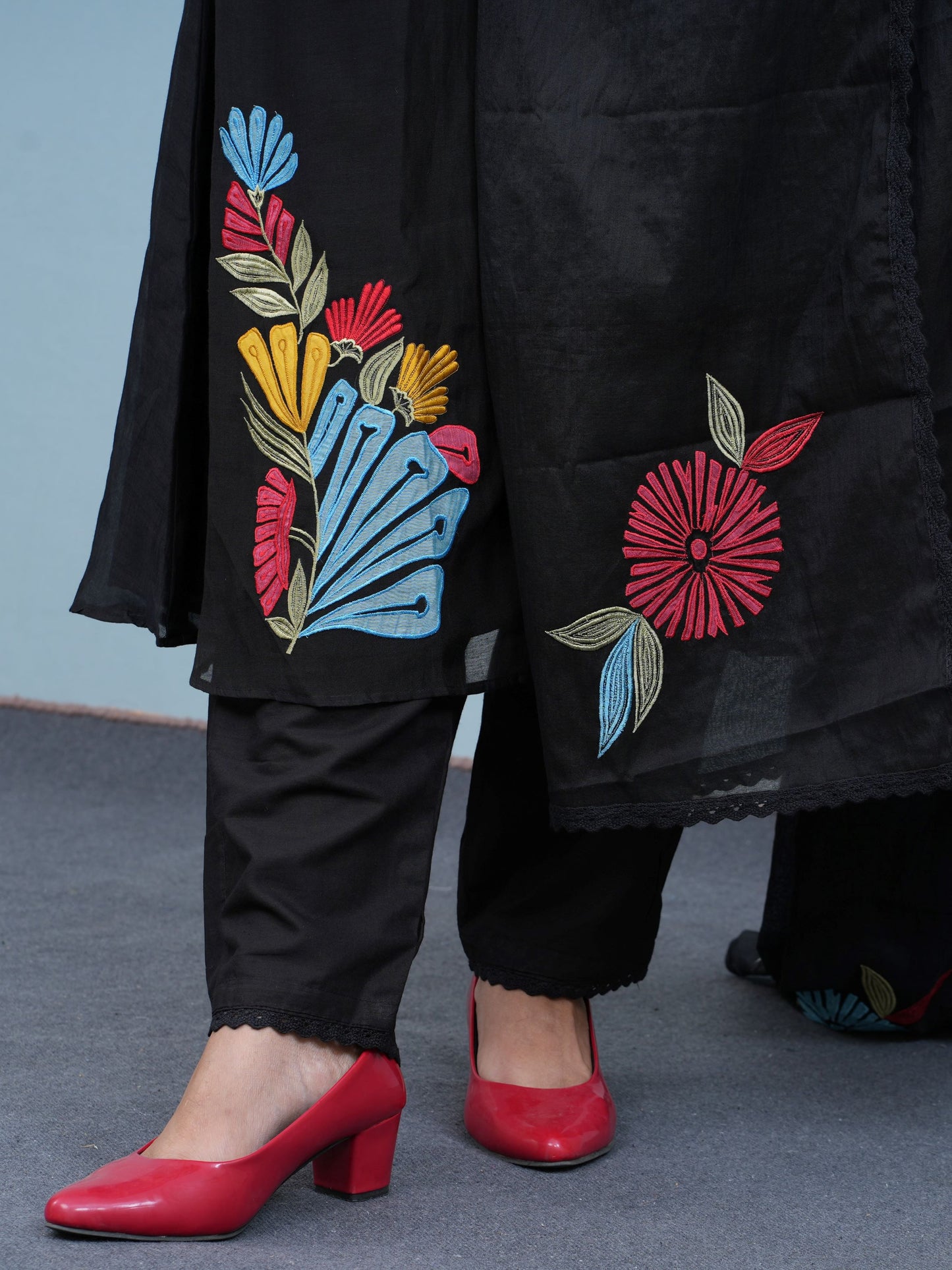 Black Floral Burst Embroidered Set