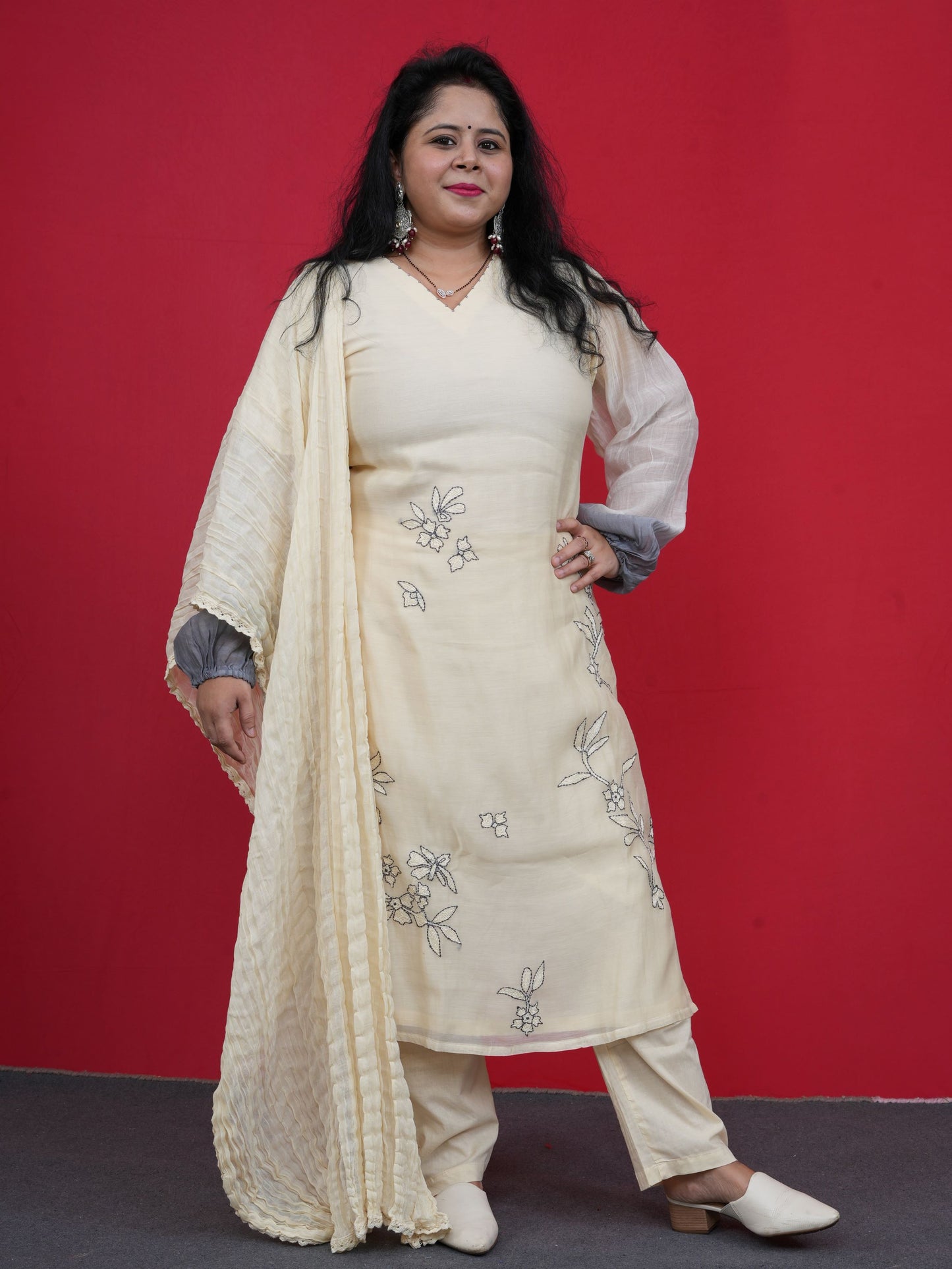 Eleganza Threadwork Kurta Set