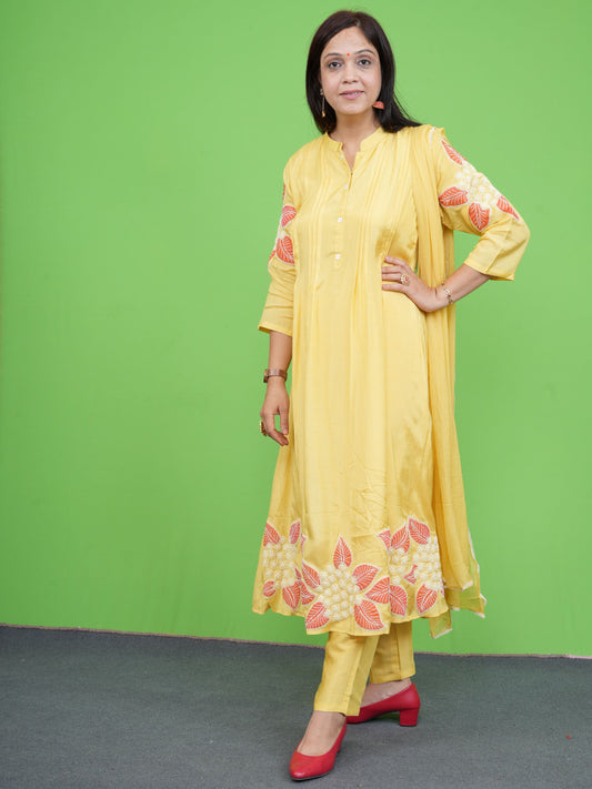 Saanjh Floré Yellow Kurta Set